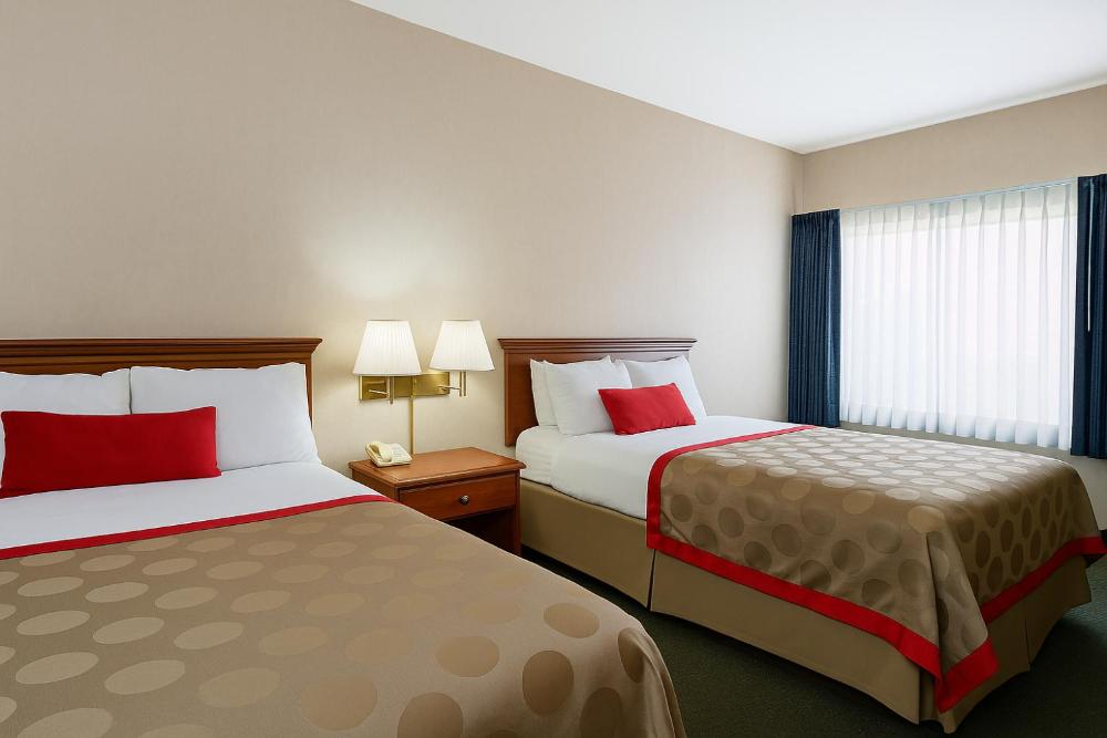 Double Room with Two Double Beds - Non-Smoking interior